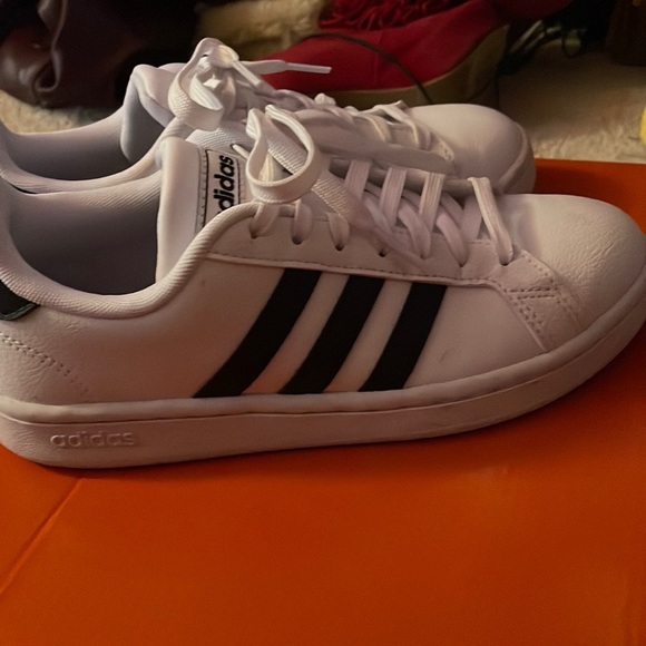 Adidas Cloudfoam - Picture 1 of 4